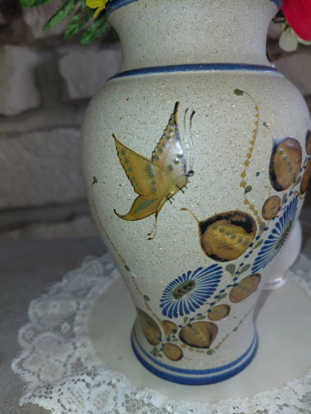Mexican FolkArt Pottery Butterfly Vase Tecpatl Ceramics Jorge Gonzales Hernandez